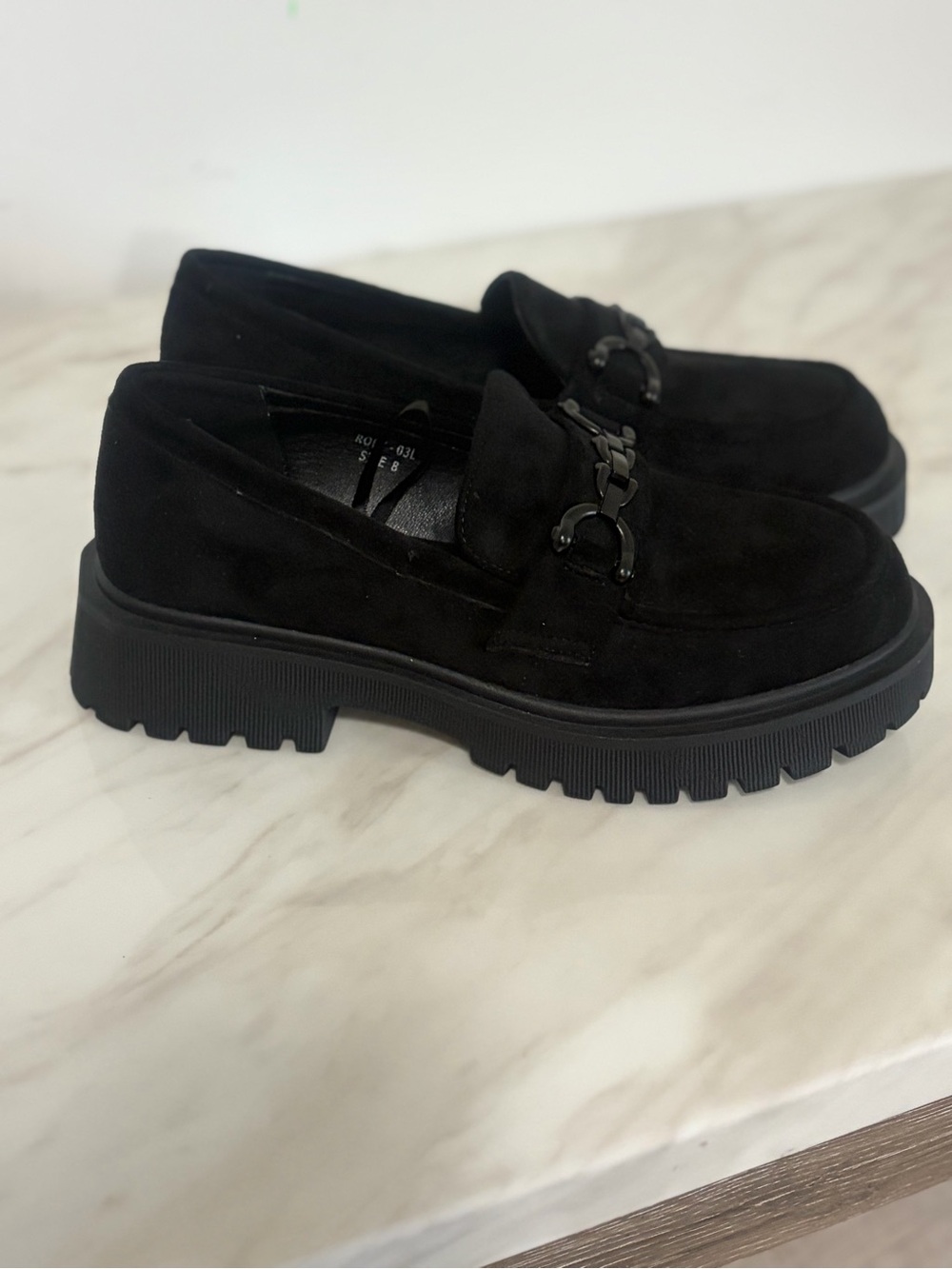 Mudd Black Suede Lug Sole Loafers size 8